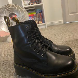 DR. MARTENS | Jardon Smooth Leather Platform Boots